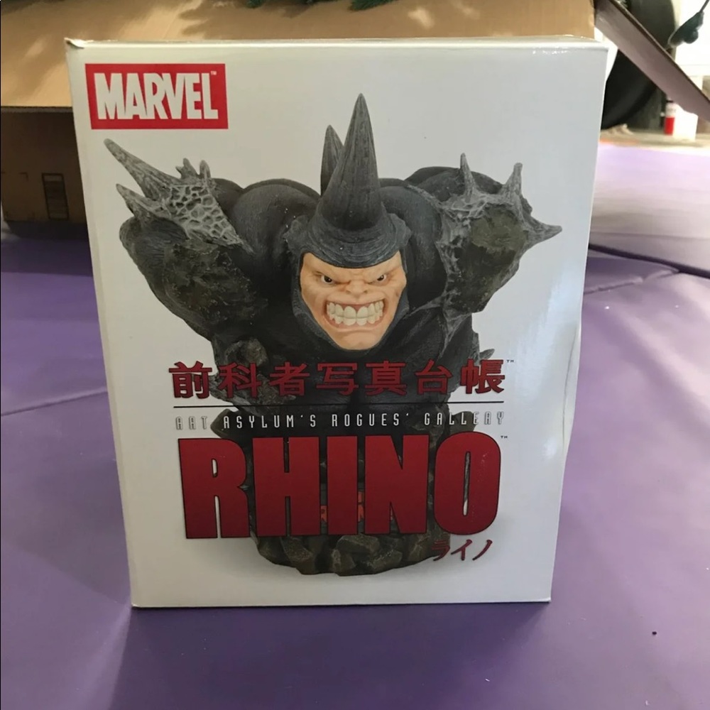 DIAMOND SELECT MARVEL RHINO LE BUST